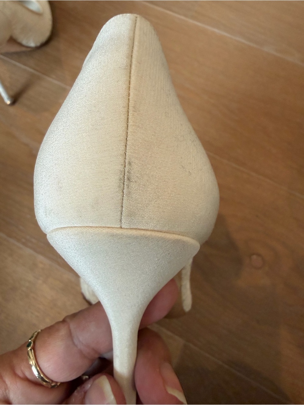 Women's Ivory Lace Embellished Pointed-Toe Pump - Picture 10 of 14